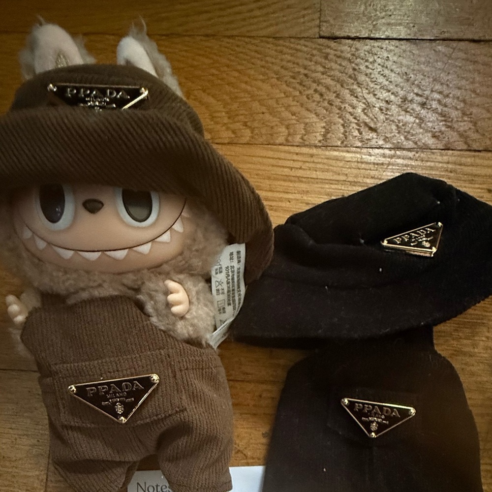 NEW Authentic - Toffee Exciting Macron Labubu with Fashion outfit